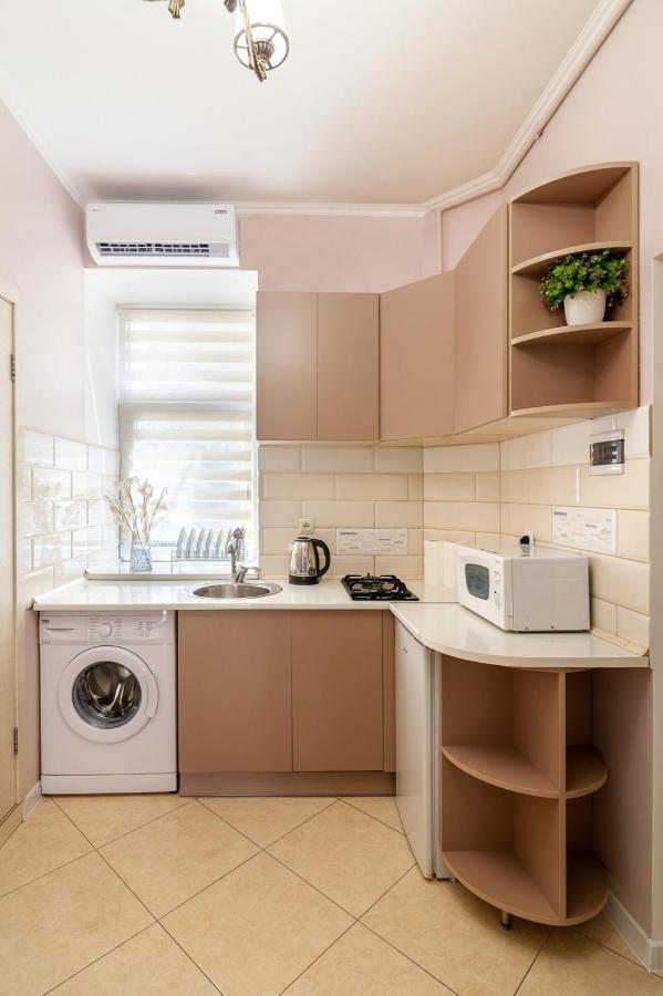 Avangard Magnus Apartment Lemberg Exterior foto