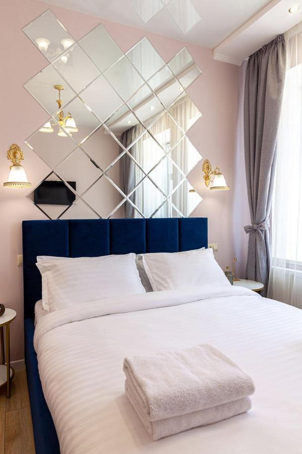 Avangard Magnus Apartment Lemberg Exterior foto